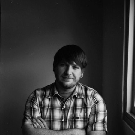 Thesis company profile picture